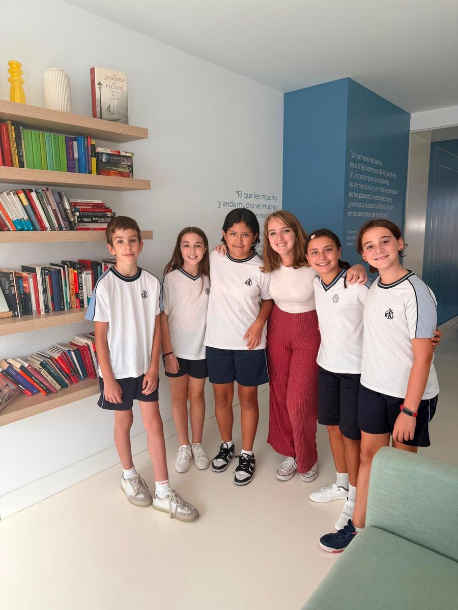 ColeMarillac's tweet photo. ¡Vuelve INFORMA! El equipo de Comunicación ya prepara el primer informativo escolar del curso, que estrenaremos el próximo martes 6 de octubre.
 Horario:
8:30 h para ESO y Bachillerato
9:00 h para EPO.
Cada martes con vosotros. #colegiosHHCC #EducaciónVicenciana https://t.co/fZHHMcNMpb