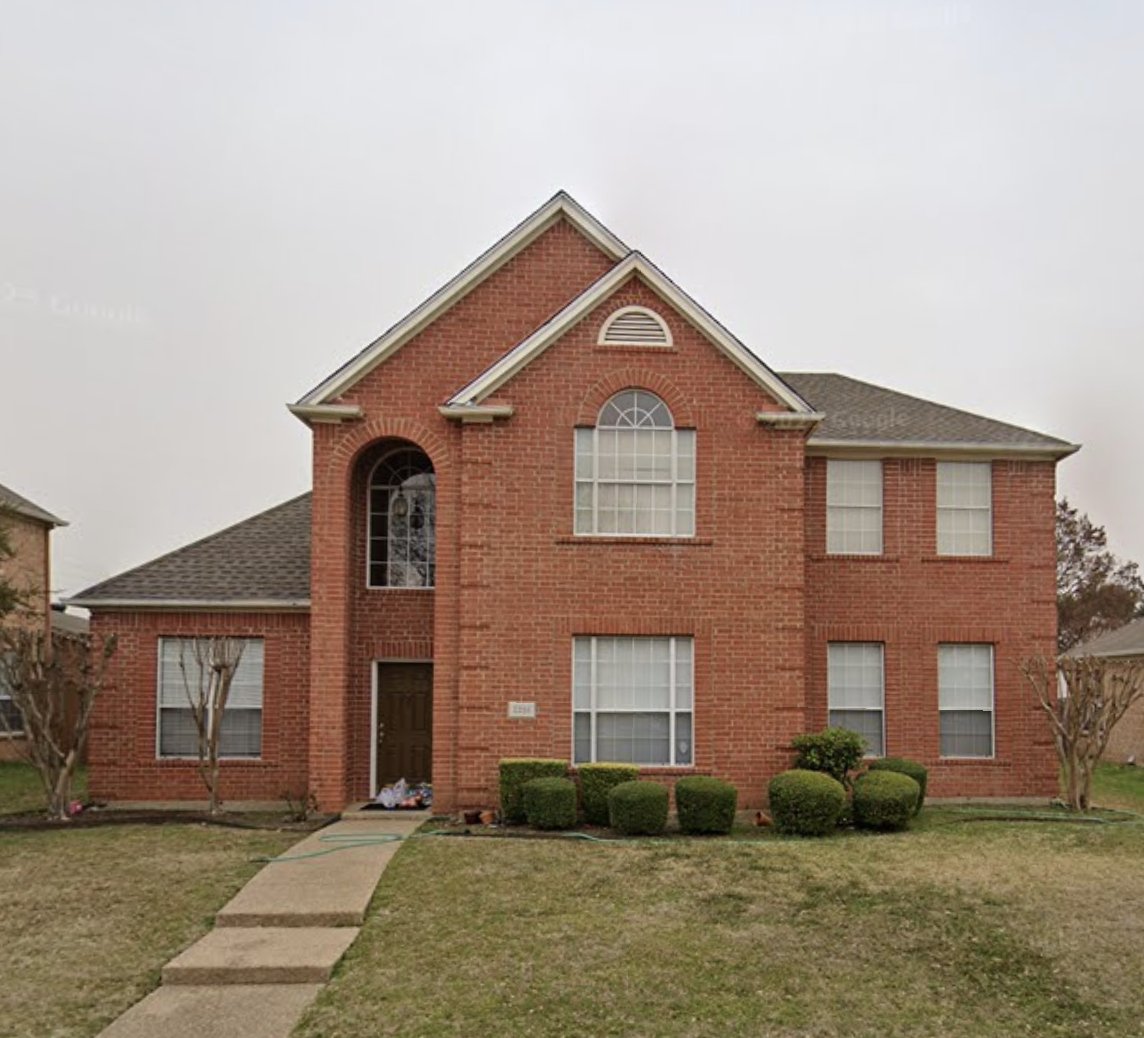 DannyCampsalot's tweet photo. TEXAS - Carrollton - 75006

So much PPP fraud. 

Someone at this house secured a $1,141,400.12 loan under his own name. There are two businesses in TX to that address. County land records show the same surname but a different first name. Screenshots in the comments. https://t.co/Yw6FLCXL3l