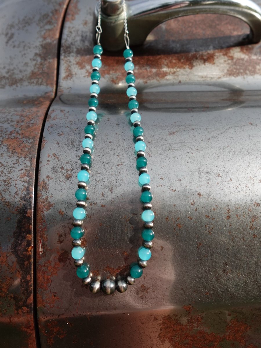 Christoperqwrf's tweet photo. Cactus Bloom necklace, 22" long, featuring 6, 8, and 10 mm glass beads with sterling silver accents. Handcrafted with care. Price: $100. https://t.co/tBkRLoYCUy