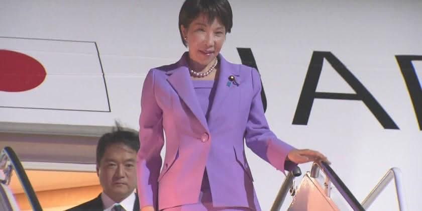 PaulGoldEagle's tweet photo. 🤯I DON’T THINK ANYONE REALIZES WHAT JUST HAPPENED LAST NIGHT!🤯 YUGE YUGE YUGE!!!!  😳 

🟣 Here’s the meaning behind World Leaders wearing PURPLE! 🟣

Japan, Korea, and China Wore Purple 
🗣️ In Acknowledgment of God’s New Order ✝️

This week South Korea’s president and First Lady, and Japan’s prime minister arrived in America wearing 💟 purple. Today, China’s president Xi is wearing purple along with President Trump at the White House. 

The nations of the world understand the symbolism of purple 🟪 and its importance, especially within the old order.

Purple is the marriage of red and blue. 🔴➕🔵🟰🟣

Red 🟥 represents blood,🩸 war, ⚔️ sacrifice, and the earthly throne - what is of man.

Blue 🟦 represents what is above: sky, the firmament, 🌈 God’s jurisdiction, and His governance, law, and order - what is of God. ☀️🌓✨

Purple 🟪 brings these two realms together. Historically, it has been worn by emperors, royalty, 👑 and the Church ⛪️ to represent authority over the earthly realm while claiming heavenly authority. It became the color associated with the joining of what we would refer to as "church and state.” 

Japan and Korea arriving on American 🇺🇸 soil in purple, 💜 therefore carries a clear symbolic message: ➡️ the governing powers of these nations are acknowledging the new order God has established through Trump, as the interim King 👑 of that order. ⬅️

Chinese President Xi arrived in America as a sovereign guest. His later appearance in purple 🟣 alongside Trump represents solidarity with the newly appointed King of the new order. 
‼️China, which was positioned to become the new world power ((NWO ☠️)) within the old order, is now aligning with God’s new order.‼️ 🙏🏼

Tonight, the technology and banking powers are joining President Trump and President Xi at the White House State Dinner. Their presence at the table with the interim King, and the major power of the old order now aligning with God’s ✝️ new order, shows the 💲💲monetary power structures of the old order being brought under God’s new jurisdiction.💲💲 HELLOOOOOOOO🔥

With those monetary 💰 power structures submitting to God’s order, ➡️the old debt-based system can now be retired and replaced, transitioning these same powers into the 
operators of the new asset-backed monetary system. ⬅️ 😎🙌🏼🙌🏼🙌🏼🙌🏼
BOOM 💥 BOOM 💥BOOM 💥BOOM 💥

MelissaRedPill/LJACO