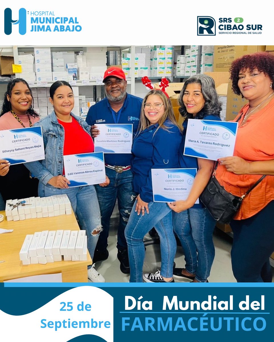 Hospitaljima's tweet photo. 💊 En este día especial, felicitamos a todos los profesionales de la farmacia, reconociendo su valiosa labor y compromiso con la salud y el bienestar de la población. De manera especial, extendemos nuestras felicitaciones a los farmacéuticos de este centro hospitalario.👏💙 https://t.co/OSRlO57MA4