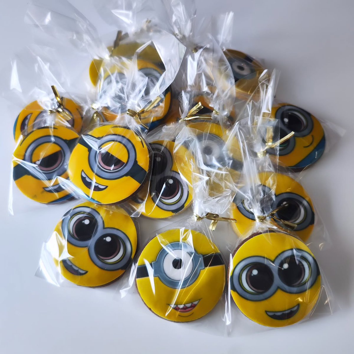 LuettaFuelt8w's tweet photo. Biscuits et sablés personnalisés pour sublimer vos événements. Renseignements et commandes au 0771689199 ou par e-mail à gateaumonamour@gmail. com. https://t.co/iOy8YgC6jw