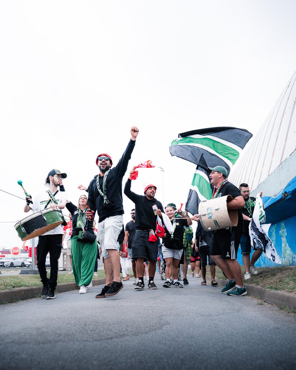 UsmSapiacRugby's tweet photo. ๐๐๐๐ ๐๐ ๐ฅ
Coup dโenvoi imminent ร Biarritz pour le dรฉbut de cette J5 de @rugbyprod2 ! ๐
#AllezSapiac #GreenArmy #BOUSM https://t.co/bHOEVWoaCY