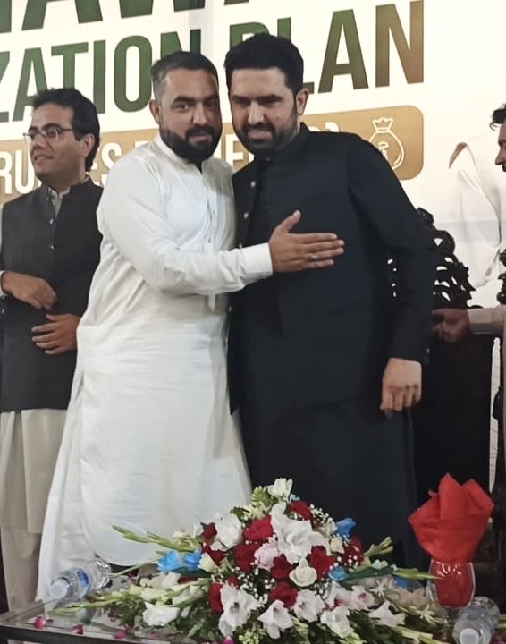 mohsinraza20143's tweet photo. ہمیں وزیر اعلی سیہل آفریدی آپ کا ہر فیصلہ منظور ہے کیوں کہ آپ عمران خان کے نامزدکردہ وزیراعلی ہے https://t.co/3ahiNEwYYl