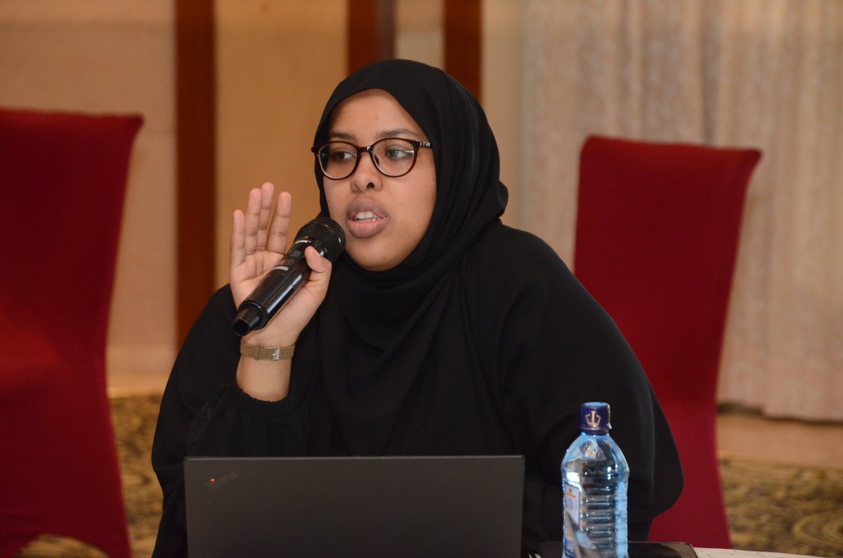 SaveChildrenSO's tweet photo. 4 days. 

9 Somali civil society organisations. 

1 joint plan for children's rights in Somalia. 

🇸🇴🤝🇰🇪 The Kenya-Somalia CSO Learning Exchange closed in Nairobi with shared advocacy priorities and a joint action plan.

With the support of @NorwayInSomalia / @noradno https://t.co/ZOZI2dpKBz
