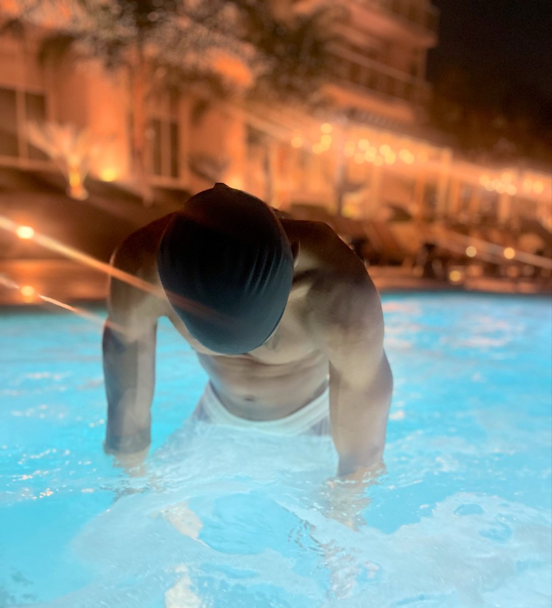 bigbankbigbc's tweet photo. 💦 https://t.co/2ink03DrCG
