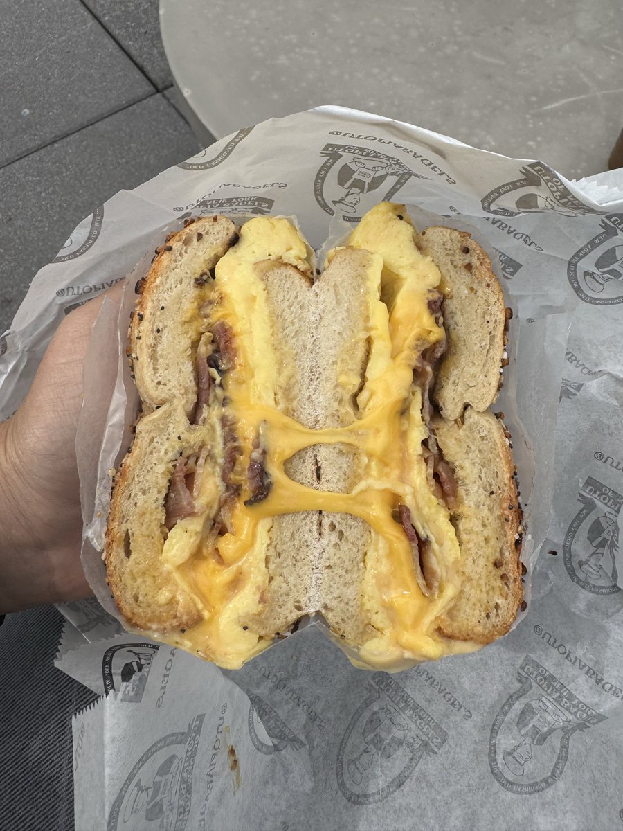 1luvmichaelcera's tweet photo. i should call her https://t.co/iF6eMuYeCo