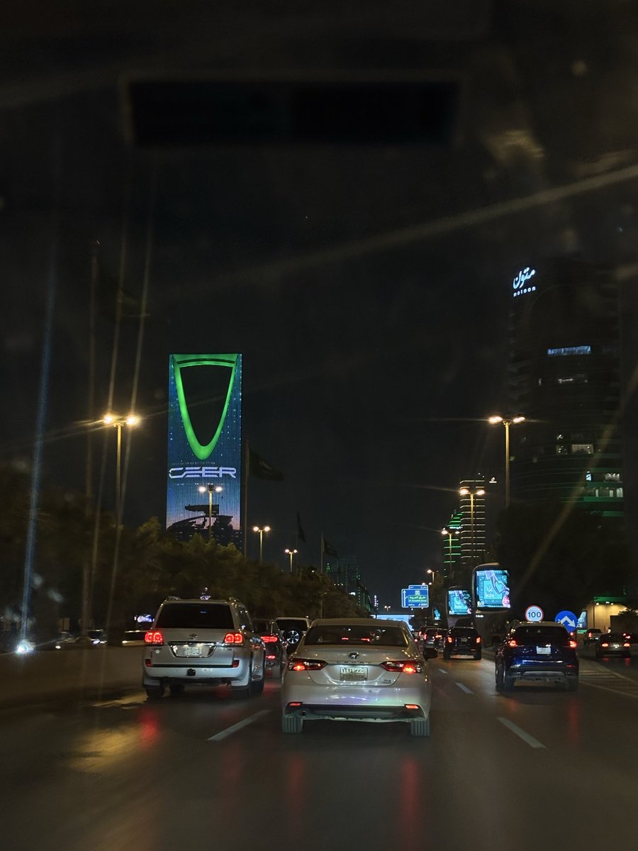 Uesruesr's tweet photo. تصويري والله https://t.co/qZ4gZe5Vk4
