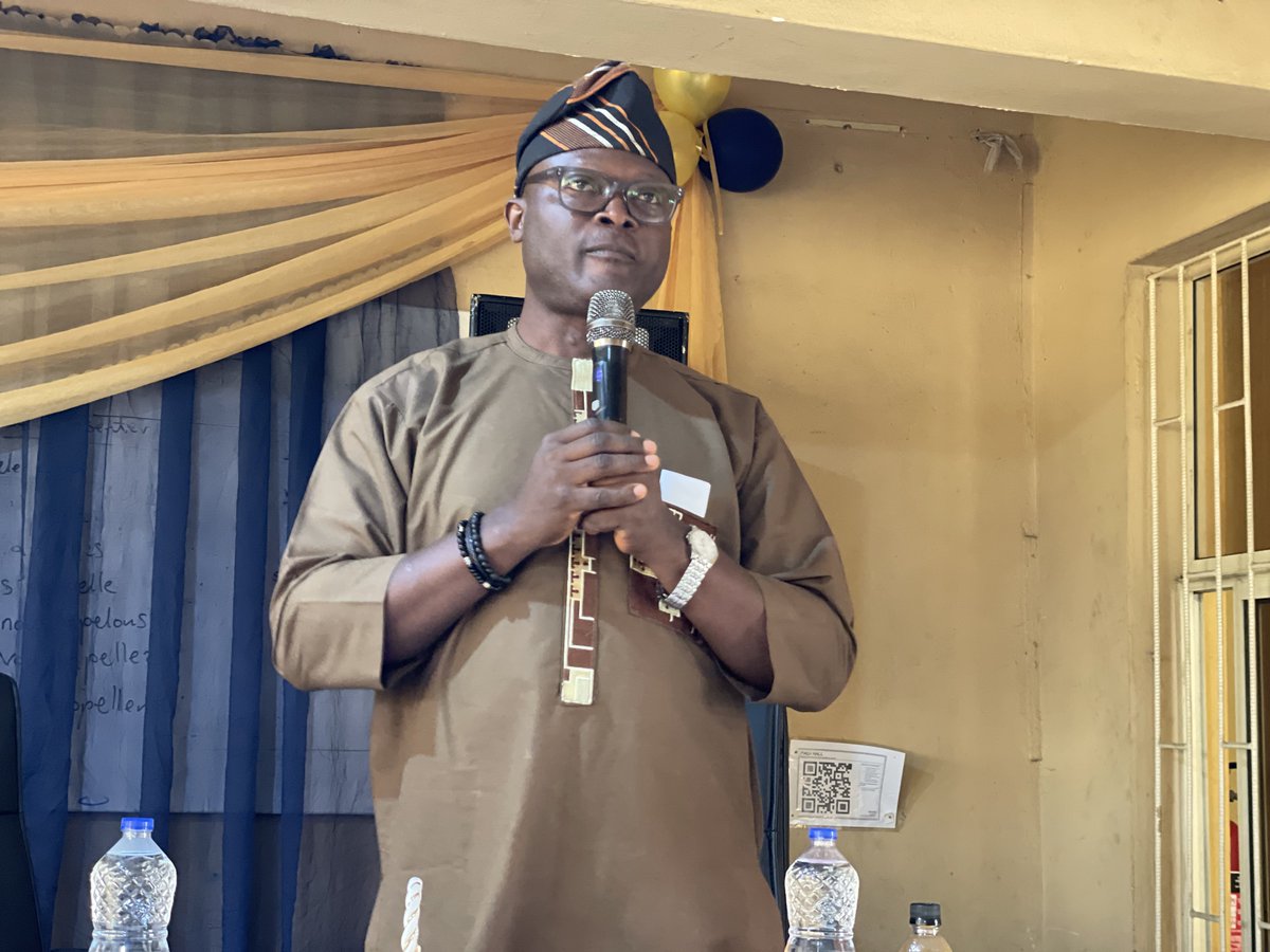kappozino's tweet photo. Today, I attended the inauguration ceremony of the Lagos State College of Health Technology (LASCOHET) Students’ Union alongside our highly respected leader of students in Lagos, Comr. Agbabiaka Ahmed. The ceremony, which ushered in a new leadership for the student body. https://t.co/nd1NRbEPIq