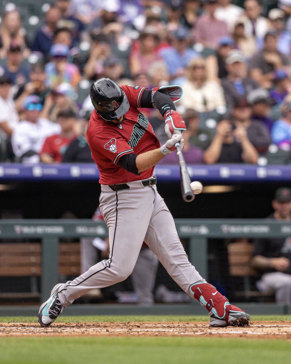 MLBCameraRoll's tweet photo. Perfectly timed photos > https://t.co/KLgbhINXbJ