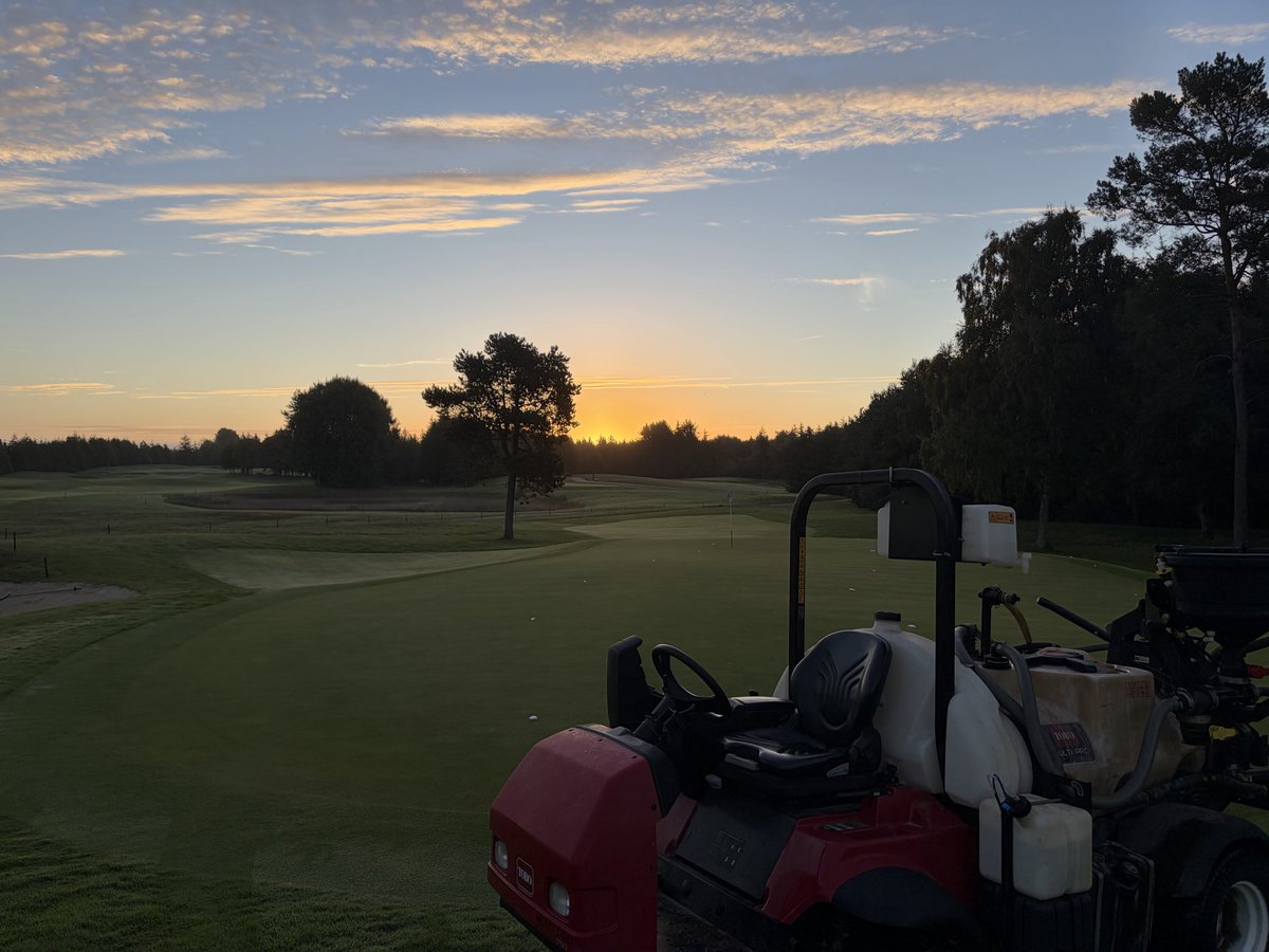 greenkeeper1's tweet photo. It’s been a while but this morning was to good to not post but I’m still here @LubkerGolf 🇩🇰⛳️ https://t.co/VuIFoOre39