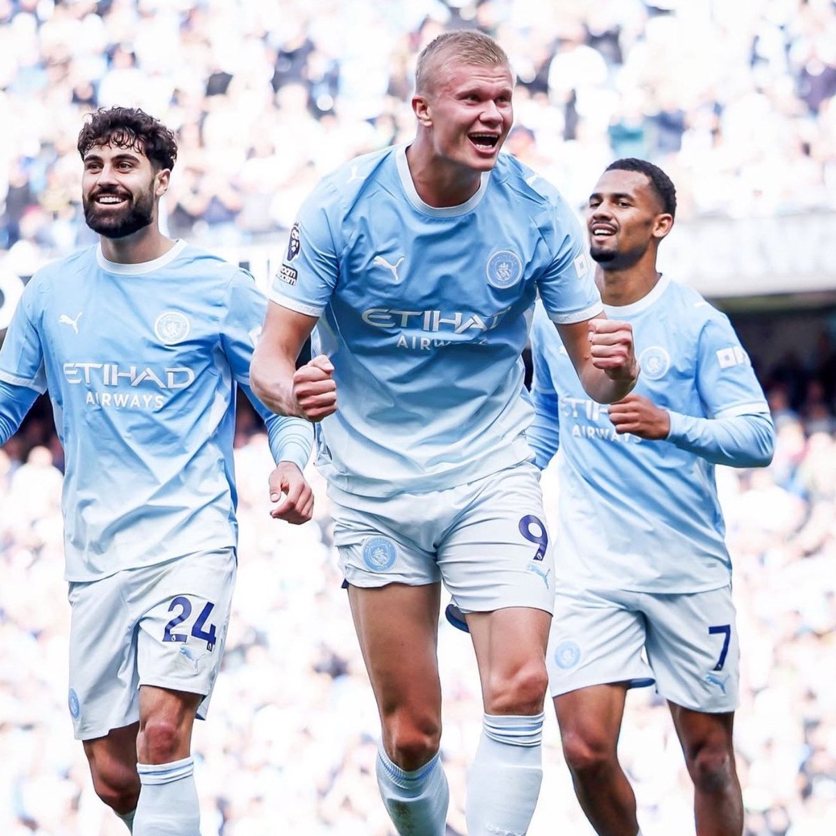 futtmais's tweet photo. Pra vocês terem noção do BURACO que o Manchester City pode se enfiar:

- Everton foi punido com 6 pontos por uma violação;
- Manchester City foi considerado culpado em 115;
- É o equivalente a 684 pontos;
- City teria que vencer 228 partidas SEGUIDAS para voltar a zero;
- Proporcional a SEIS TEMPORADAS perfeitas.