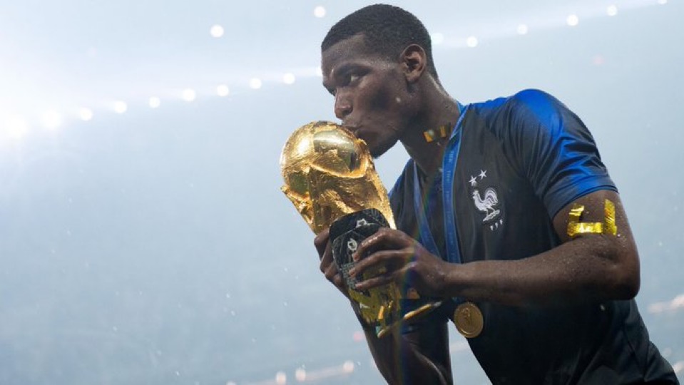 AbsoluteBruno's tweet photo. First United player to win the league and the World Cup in the same year🇫🇷 https://t.co/BdCvtIPWV1