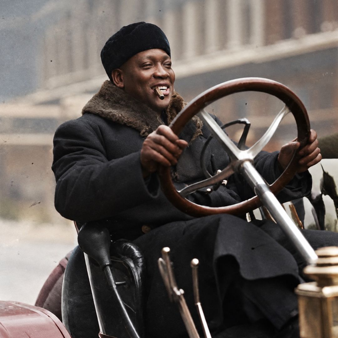 AfricanArchives's tweet photo. In 1938, Jack Johnson was speeding when he was stopped by a policeman.

He issued him a $50 ticket. Jack handed him a $100 bill, to which the policeman proclaimed "I can't make change for that much!" Jack replied, "keep it, as I will be making the return trip at the same speed." https://t.co/r2DwX8OoPQ