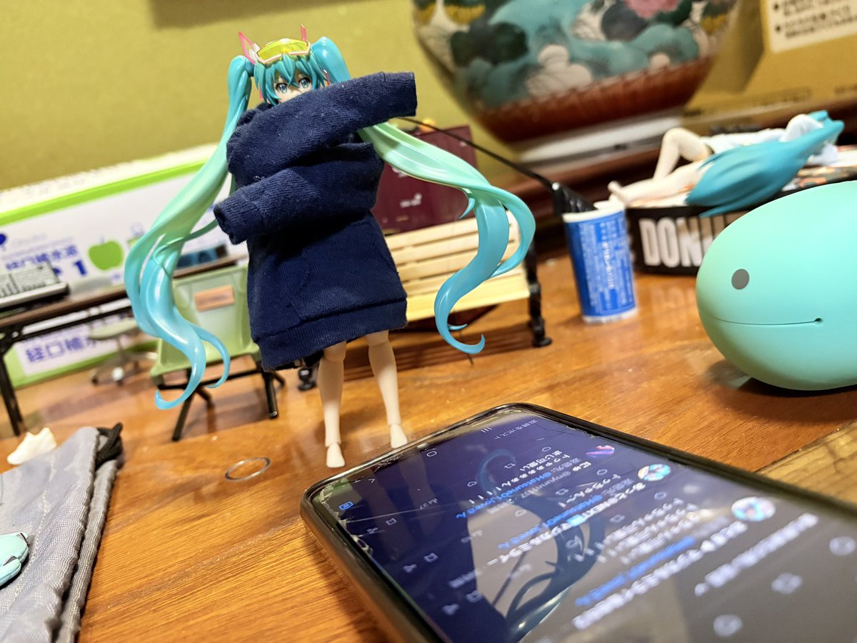 Hatsune01_love's tweet photo. トゥちゃんの照れ集
理由↓
①みんなからの「かわいい!」
②撫でられ
③あーん
④ド直球に「好き」って言う
#figmaster https://t.co/0VqIDJxvg0