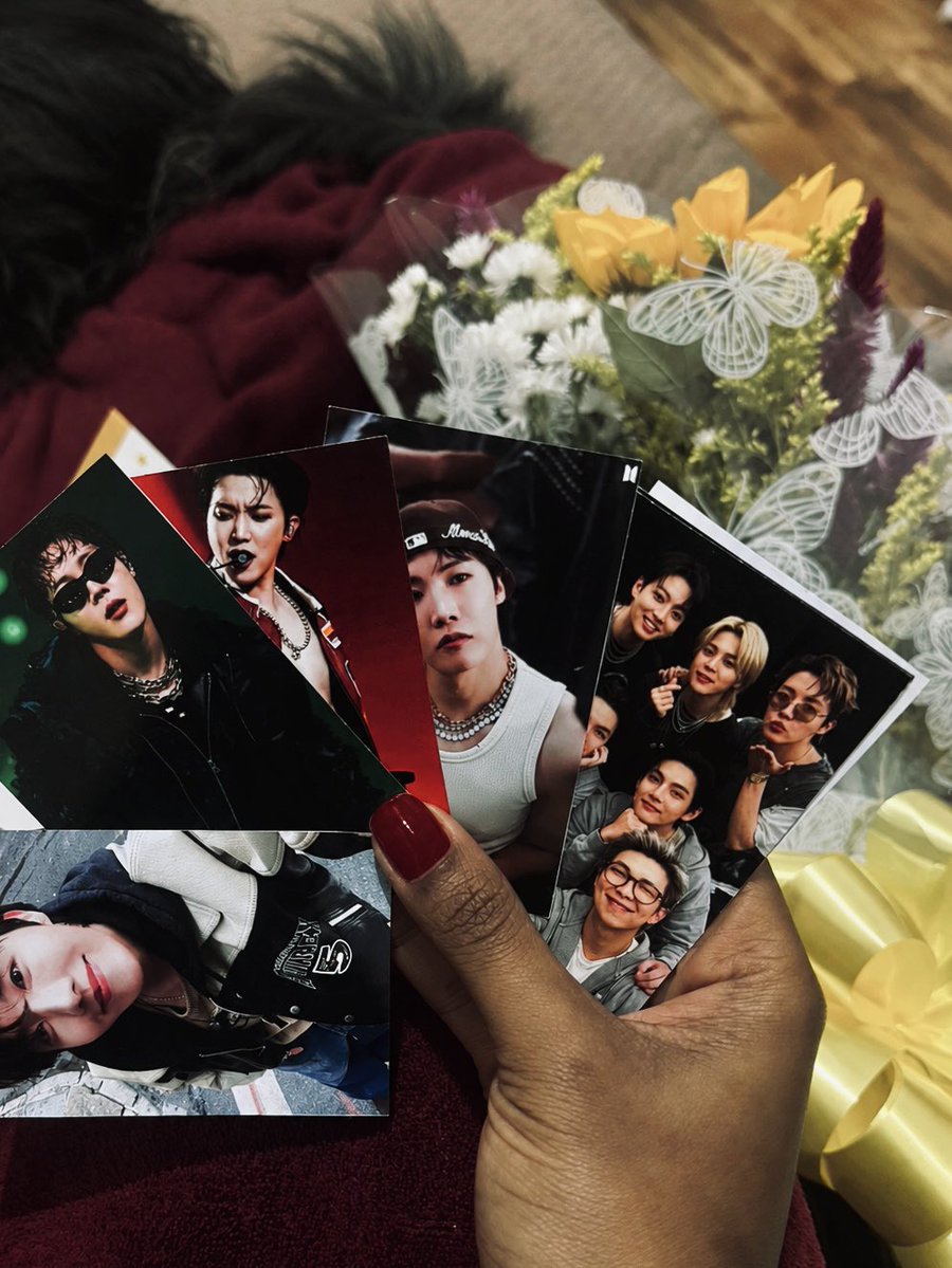 jackywxng's tweet photo. Pov: vc abriu minha galeria https://t.co/JyFeVcIK2T