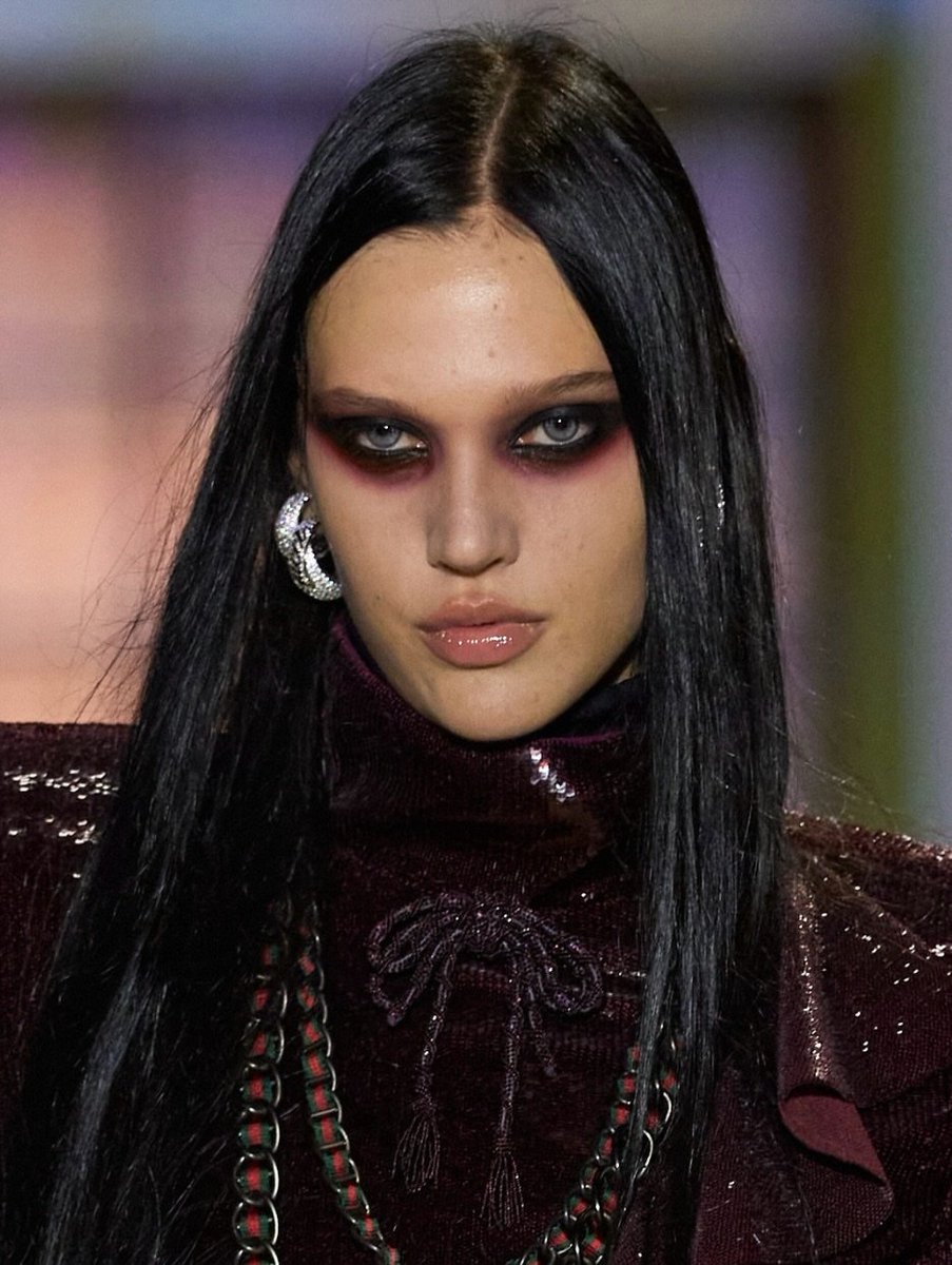 itgirlbackup's tweet photo. @gucci https://t.co/vZ93cbDCSq