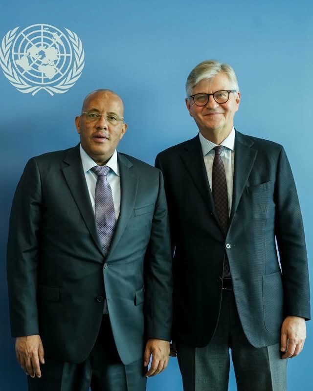 MFAEthiopia's tweet photo. On the margins of UNGA 81, Getachew Reda, Minister Adviser for East African Affairs, met with Jean-Pierre Lacroix, UN Under-Secretary-General for Peace Operations.

In their discussion, the two sides underscored the need to enhance closer coordination and engagement to promote peace and stability in the Horn of Africa. 

Under-Secretary-General Lacroix commended Ethiopia for its continued contributions to peacekeeping, particularly in South Sudan.