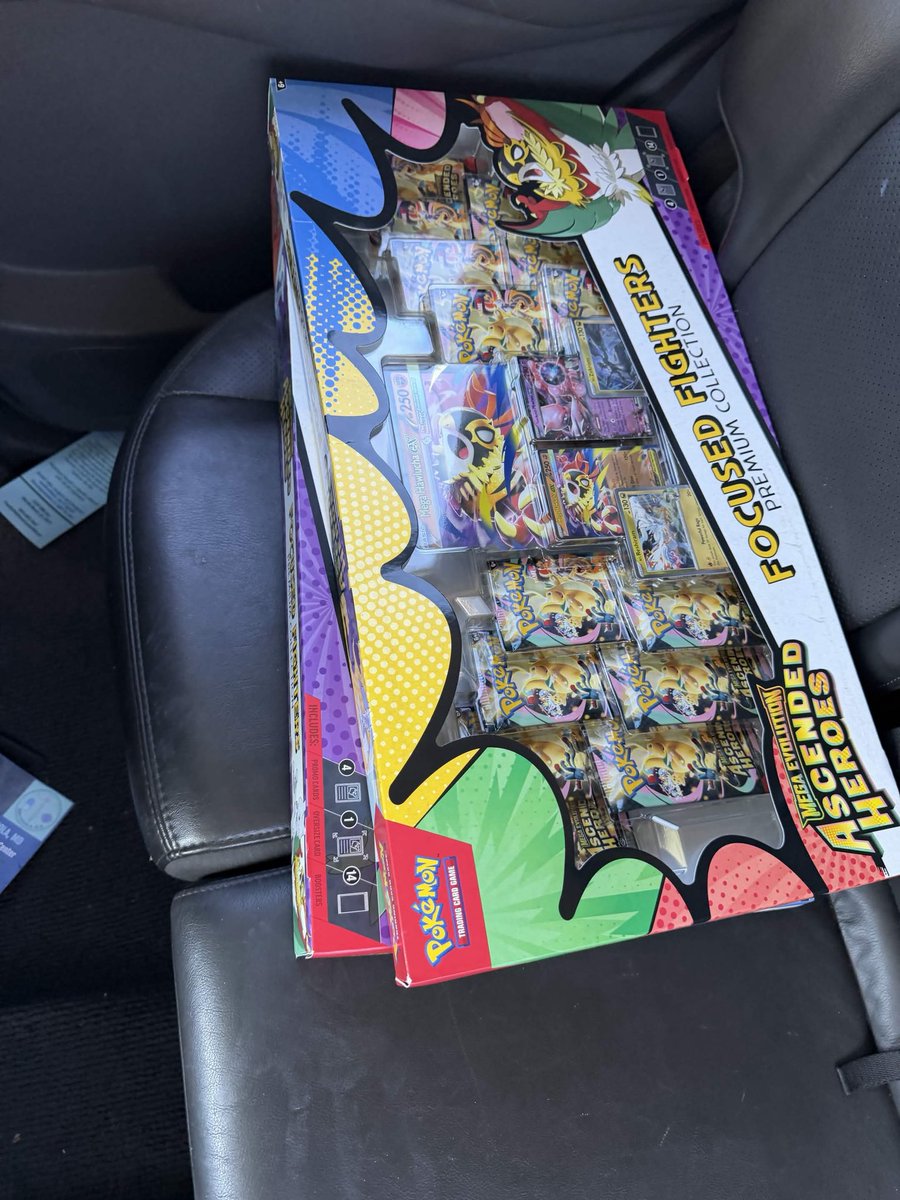 pokehuntdotfun's tweet photo. These surprise drops are 🗑️ I def would have called off work if I knew they were in store. As I’m sure others would have also. But not gonna risk calling off to randomly go check and strike out and miss work. 

Guess the working class take the L’s again. 

How many of you were successful today finding focused fighters? 

Especially ones that clock in everyday 👀

Nothing against people without employment I’m not counting pockets, just irritated that @SamsClub wouldn’t give people with jobs and also are paying for membership a heads up about this. We could’ve at least taken the morning off. 

Pretty lame on @SamsClub part imo 🤷🏻‍♀️

Congrats to @RhiannonVinado on the pickups tho fam! Huge W! 💜

#pokemon