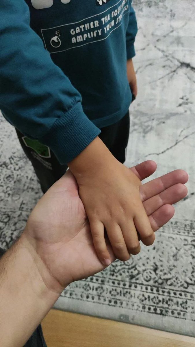 Ebru1119's tweet photo. Kontenjan yetersizliği yüzünden 3-4 yıldır çocuklarımızdan ayrıyız. Asker, polis, hakim ve savcı eşlerine tanınan hak öğretmenlere de tanınsın. @Yusuf__Tekin il emrinin yeniden değerlendirilmesini istiyoruz. #AilemiVerYusufTekin 🧒👨‍👩‍👦🕊️ https://t.co/BOWNzhbVjp