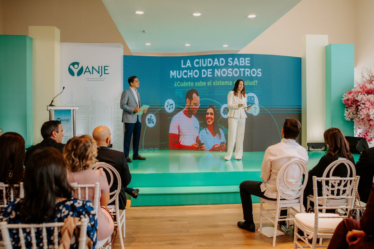 cemdoe's tweet photo. Participamos en la 3.ª edición de Ciudades Inteligentes y Movilidad Sostenible, organizada por @ANJE, donde compartimos nuestra visión sobre cómo la innovación, la tecnología y la integración de los servicios de salud contribuyen a construir ciudades más sostenibles.
#CEMDOE https://t.co/B0DuyIzWCC