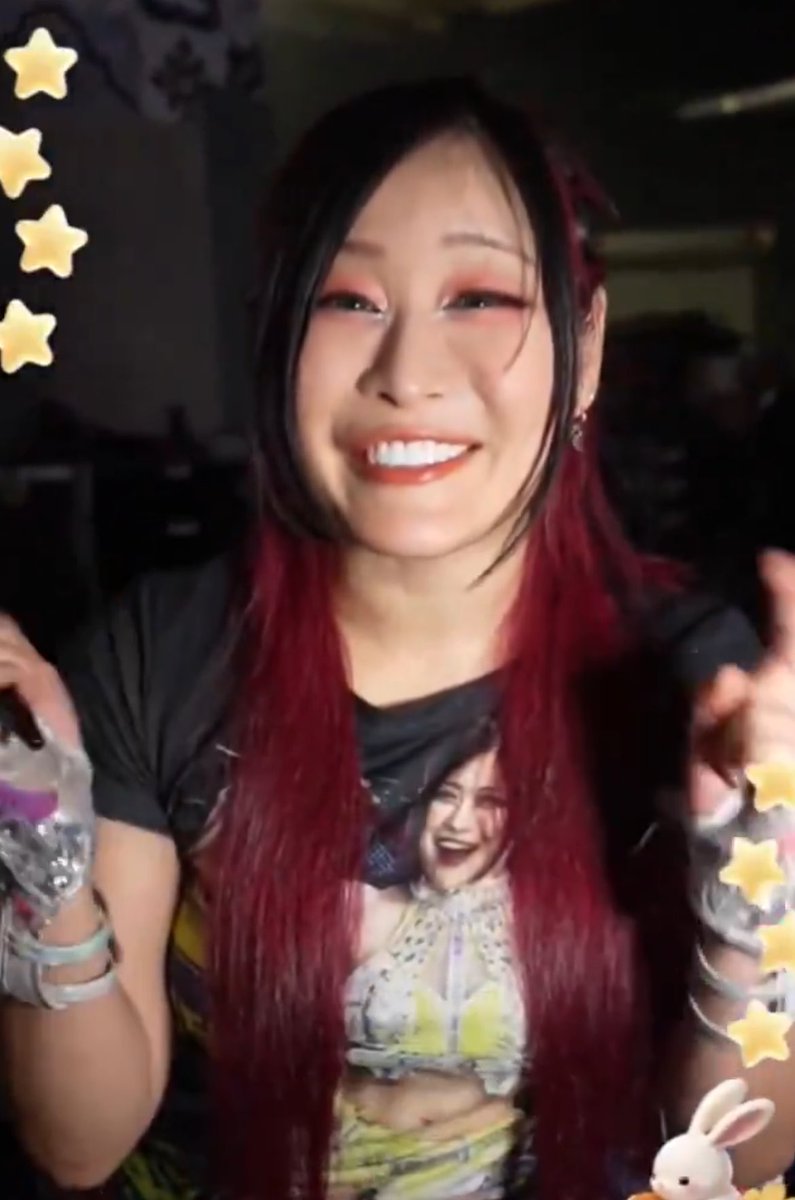 bigantie's tweet photo. When Triple H said “all Iyo wants to hear is that she did a good job” he was not kidding… look how happy she looks 😭😭 https://t.co/QQDrSyim27