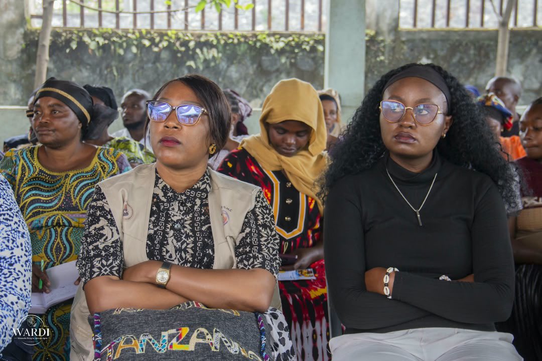 WARDIasbl's tweet photo. « Investir dans la paix pour tous, partout et chaque jour ».

Ce 25 septembre à Mugunga, #WARDI a pris part à l’activité organisée par la #SFPS , à l’occasion de la Journée internationale de la Paix. 

#WARDI #FemmePaixSécurité https://t.co/2o1sZFHDgq