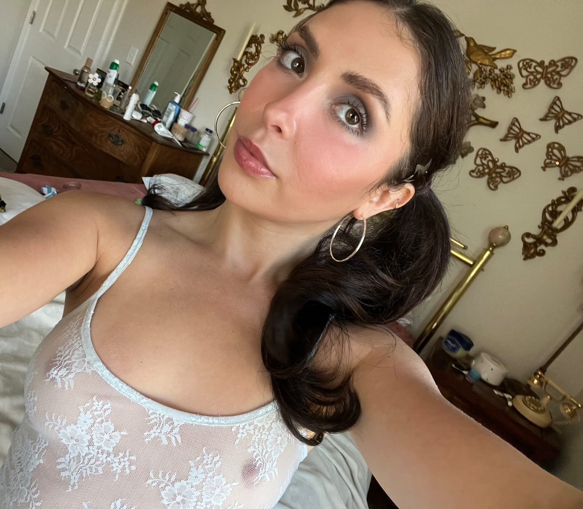 Peach753544's tweet photo. Kisses💋 #SeattleKraken #VancouverWA #Tacoma #Potomac #Seattle #Baltimore #KingCounty #Gohawks #Oregoncity #Spokane #Portland #SeattleMariners #Germantown #KentWA #Waldorf #SeattleSeahawks #SilverSpring #SpokaneCounty https://t.co/9U8dSkQkQi