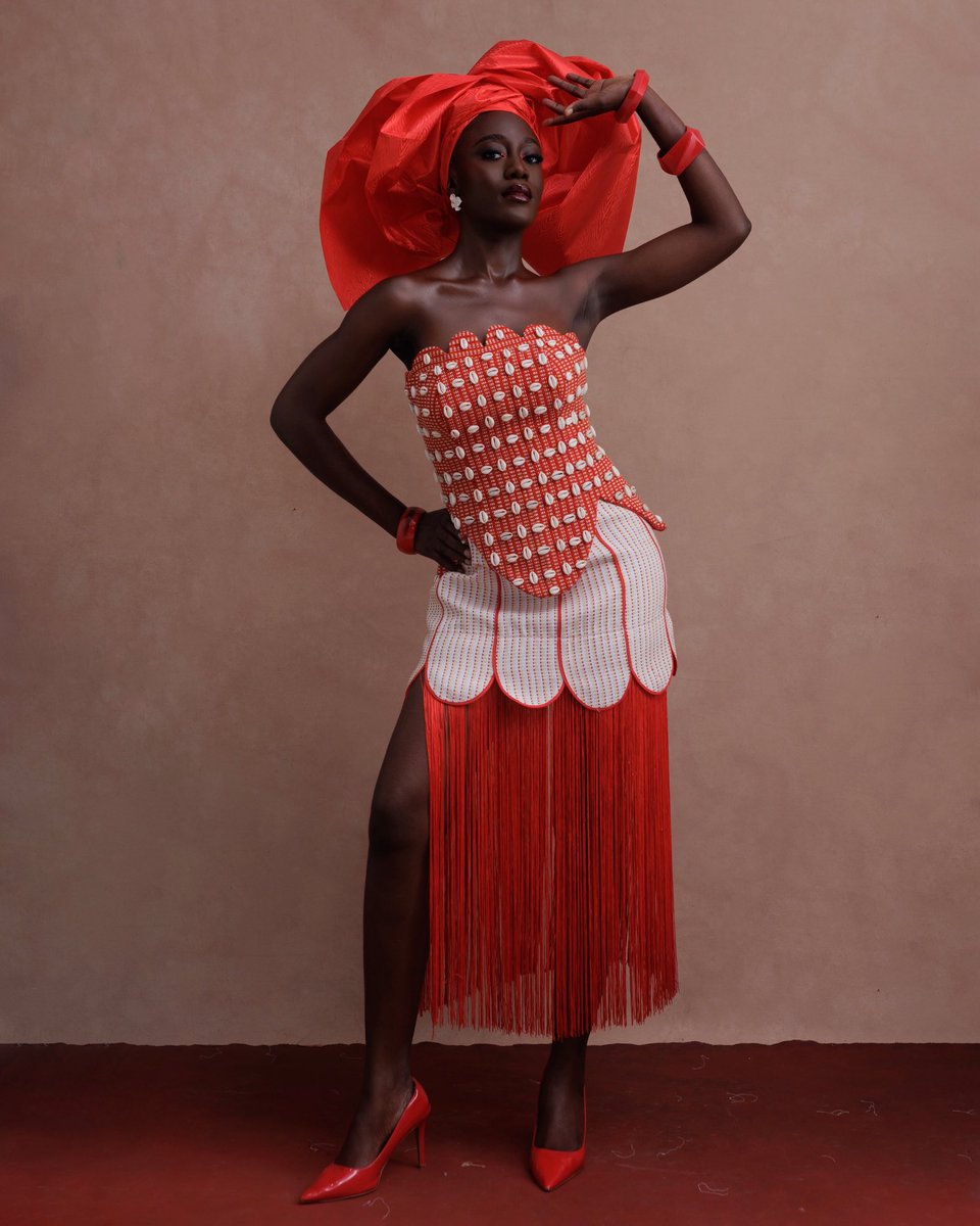 reelblackie's tweet photo. ANCESTRAL INTELLIGENCE (A.I.) by @dimejiilori 

Styled by @yomo_daj
📸 @andreoyakhilome
💄 @fablooksbykenny 
Gele @real_blackie https://t.co/PDu5fcdSr1
