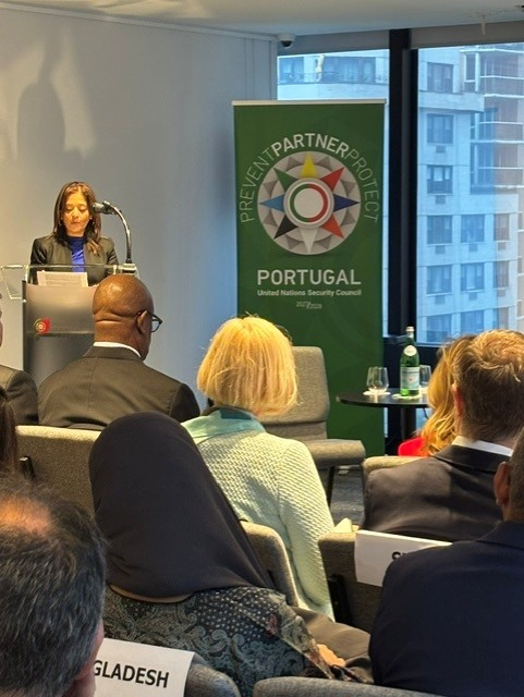 Pandemic_Fund's tweet photo. At #UNGA81, political leadership is essential to turning #PPPR financing into sustained action.
Ministers, parliamentarians and global health leaders came together to discuss how to build the political and financial architecture needed to strengthen preparedness—before the next crisis.
Thank you to @UNITE_Global and the Permanent Mission of Portugal to the United Nations for co-hosting this important dialogue with the @Pandemic_Fund and keeping PPPR financing high on the agenda.
🎥 Hear from Min. @DembyAustin of Sierra Leone about what it takes to build strong health systems that can effectively respond to health threats.
#GlobalHealthSecurity #PandemicPreparedness @KemenkesRI @mohs_sl @mohguyana @saude_pt @MinHealth_Arm @jossreimer @PriyaBasu2017 @ChatibBasri @MekdesDaba