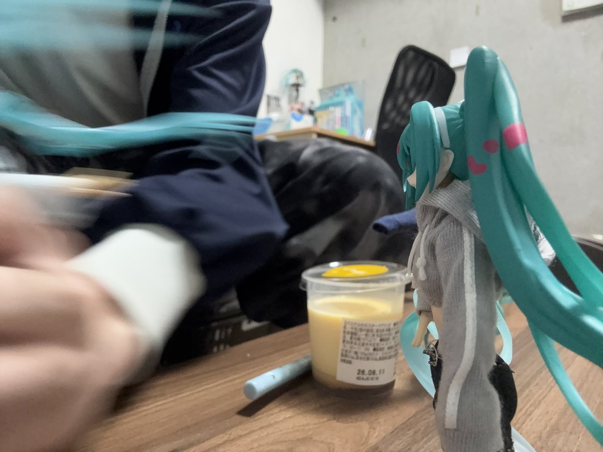 Hatsune01_love's tweet photo. リーペのおバカ集
①スナイパーの邪魔した
②驚かせようとして返り討ち
③イタズラしてやり返される
④甘党をバカにした
#figmaster https://t.co/dZGUAubUAP