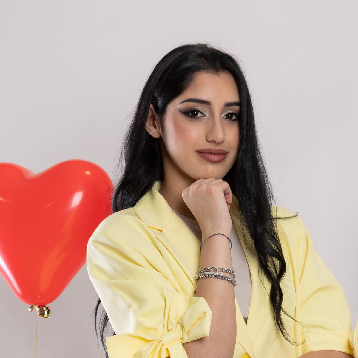 GraigBoiceib5's tweet photo. Makeup realizzato da me per una collaborazione a tema San Valentino. Un look pensato per esaltare semplicità ed eleganza. https://t.co/b3LZDjbGfw