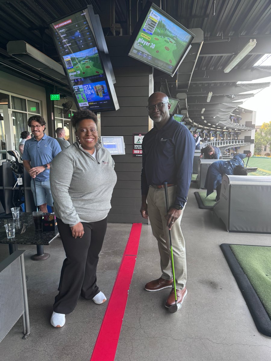 ESFCU's tweet photo. Our Ambassadors enjoyed their evening at the Maryland|DC Credit Union Association’s Suburban Chapter Golf Fundraiser, benefiting Children’s Miracle Network.

We appreciated the opportunity to support a meaningful cause and spend time as a team while giving back to the community. https://t.co/XJMb0cVajU