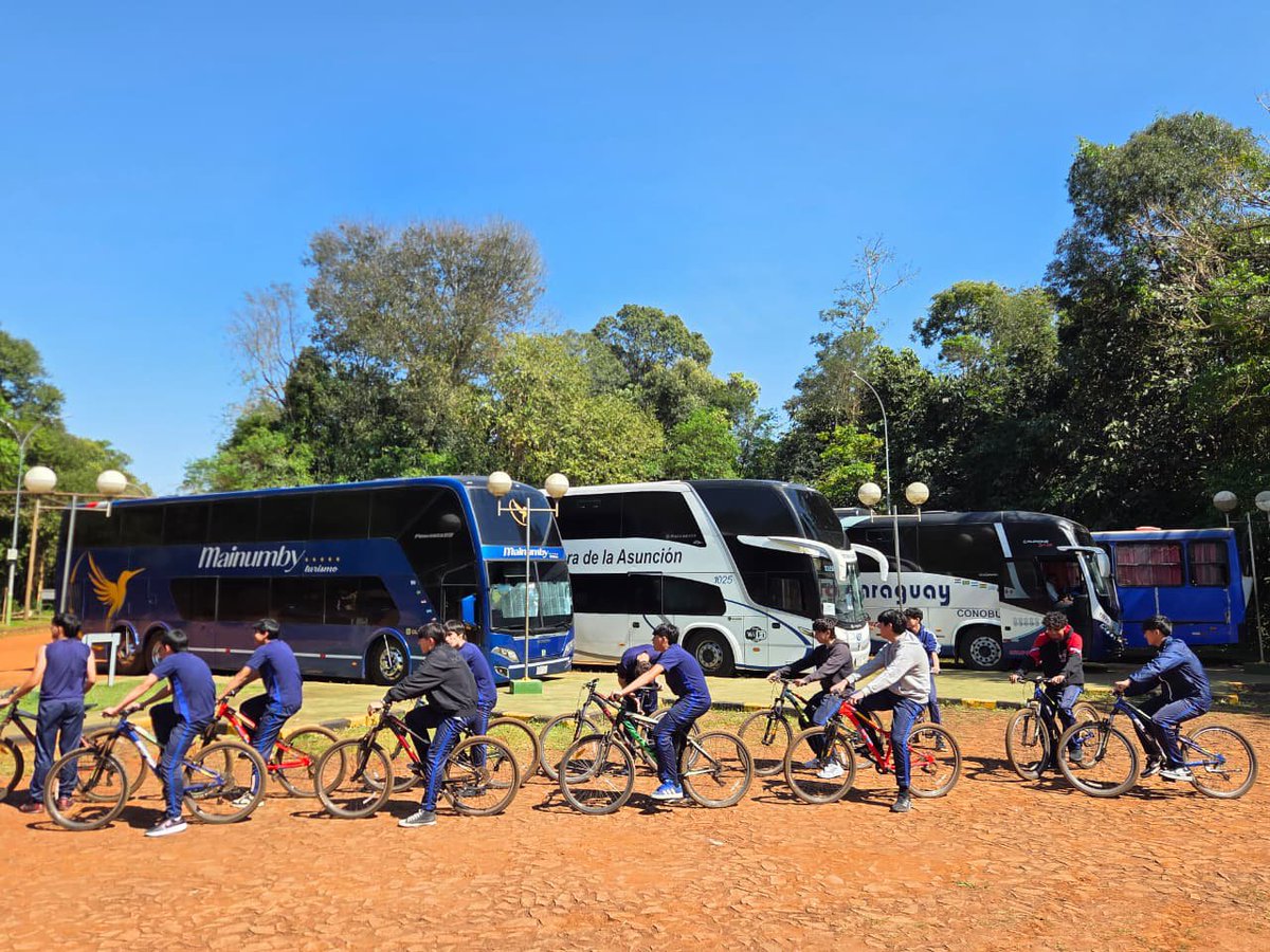 MECpy's tweet photo. 🏕️🇵🇾 Estudiantes del Bachillerato Técnico en Servicios Turísticos de distintos puntos del país participan del 1.º Campamento Nacional  2026, realizado en la reserva Tatí Yupí en Hernandarias, bajo el lema “Descubre tu rumbo turístico”. https://t.co/Cw83Sooa4b