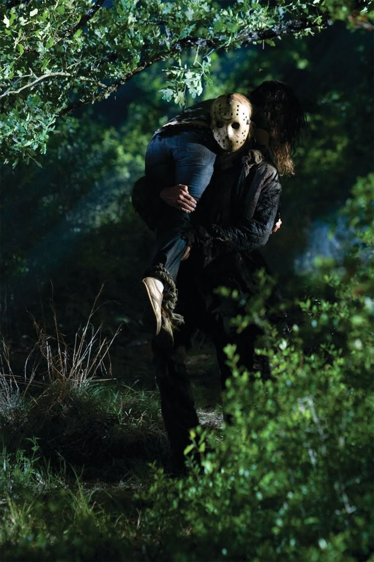 Jasonvoorheesdb's tweet photo. Sweep em off their feet. https://t.co/1GoLk2S1AT