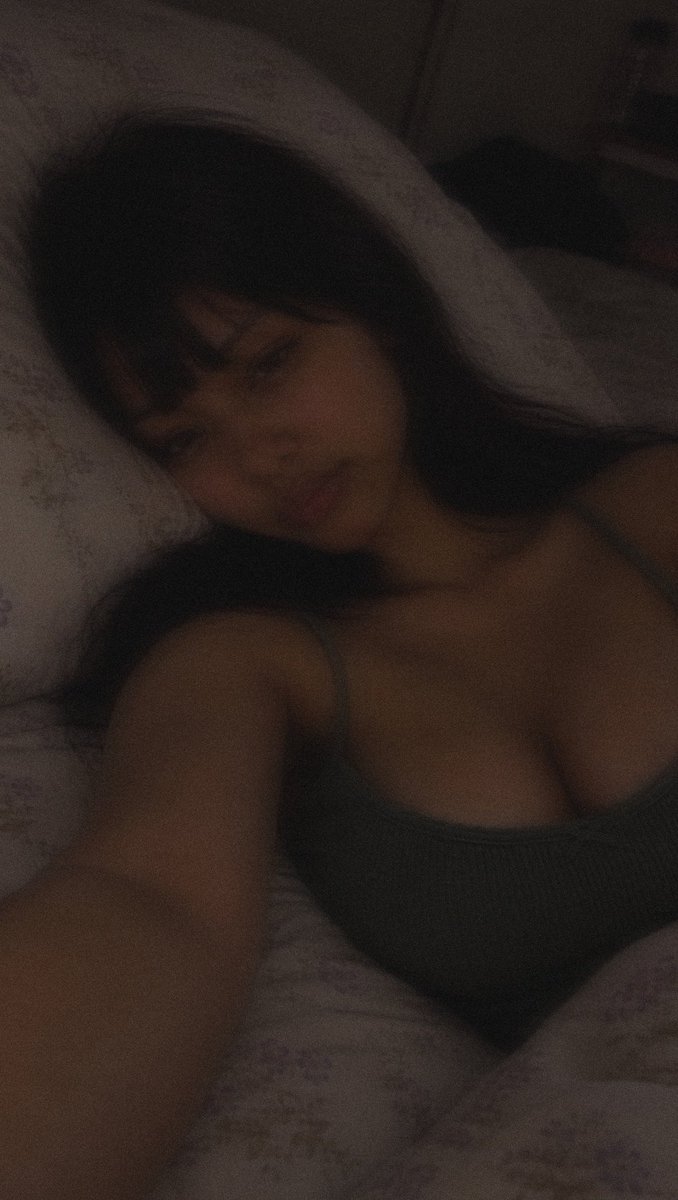 NayeliAukan's tweet photo. 🌙🌖 https://t.co/SqJhzBKJoI