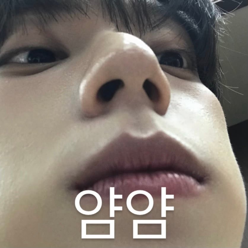 liioveyu's tweet photo. 얌얌 https://t.co/6MH5gsMpWn