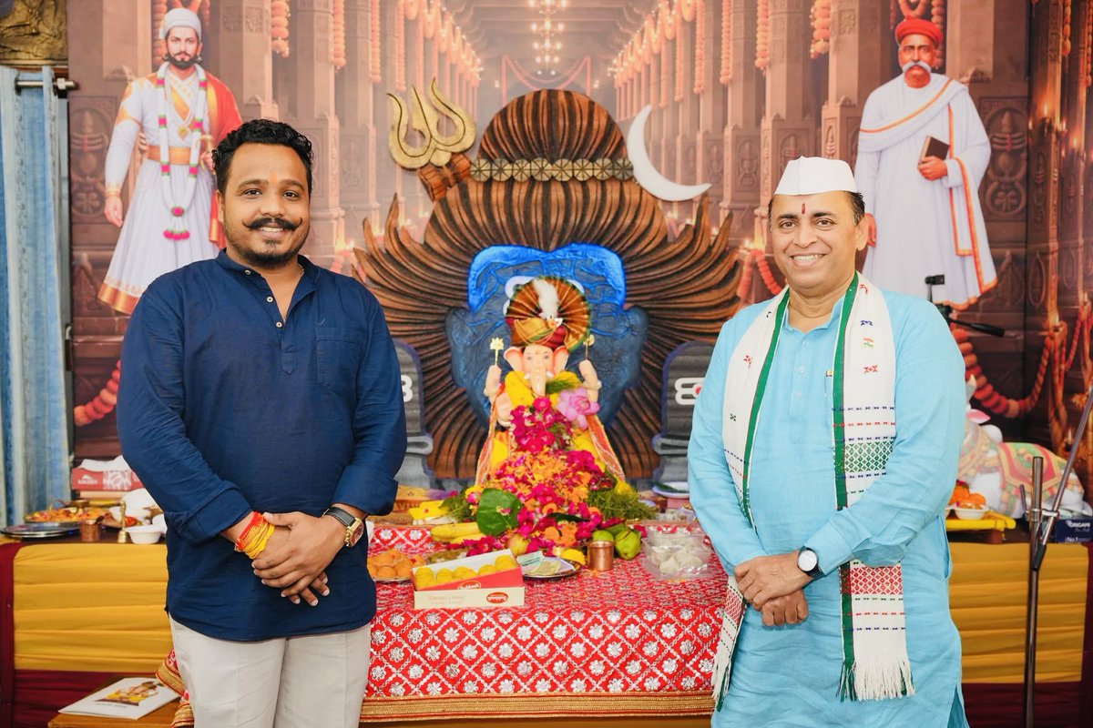 MukulGuptaBJP's tweet photo. आप सभी को पावन पर्व 'अनंत चतुर्दशी' की हार्दिक शुभकामनाएँ। सृष्टि के पालनहार भगवान श्री विष्णु जी एवं विघ्नहर्ता भगवान श्री गणेश जी सभी को सुख-समृद्धि, आरोग्यता व यश प्रदान कर��ं, यही मंगलकामना है।🚩🙏🏻 https://t.co/mJxo1Hc5Xf
