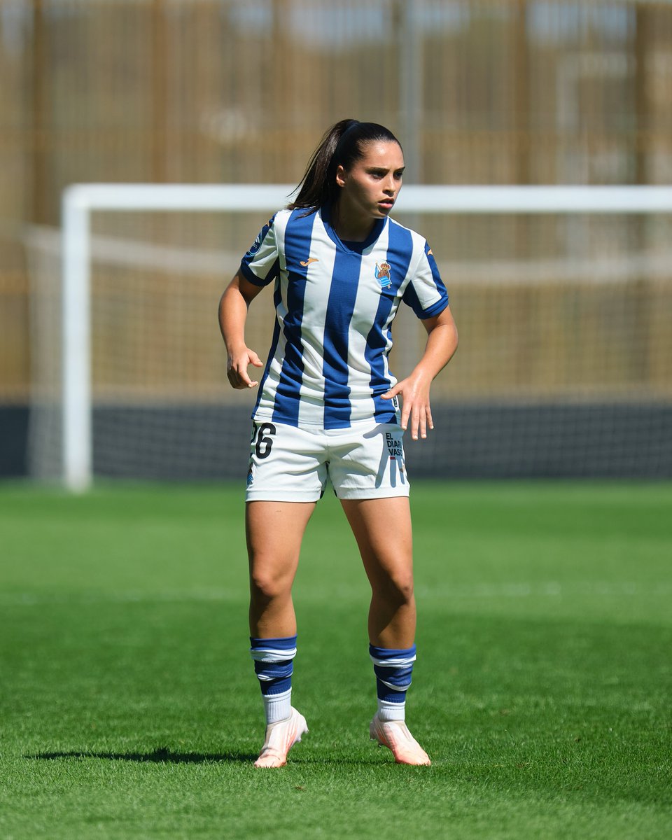 RealSociedadFEM's tweet photo. 🏥 PARTE MÉDICO | Carlota Chacón

Las pruebas realizadas confirman que Carlota sufre una rotura del ligamento cruzado anterior de la rodilla derecha. Será intervenida quirúrgicamente en los próximos días.

Estamos contigo en este camino, Carlota. Volverás más fuerte. 💙🤍

💪 Zurekin gaude, Carlota!