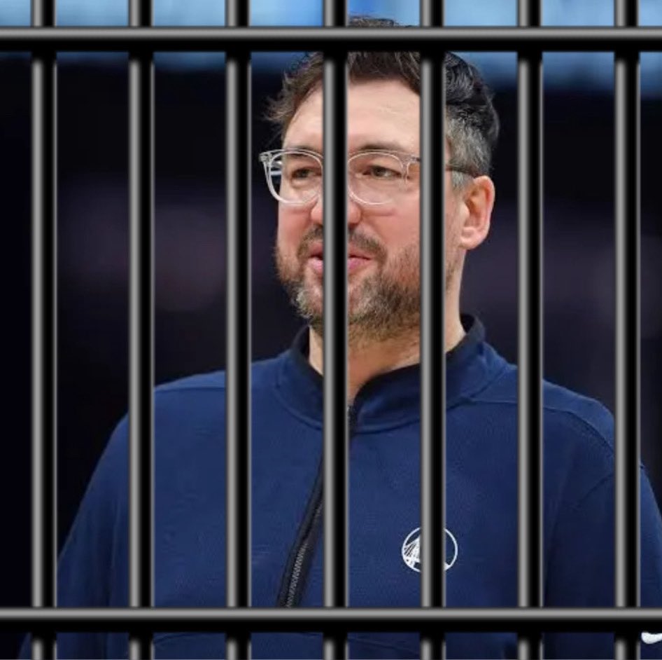 azzissmile's tweet photo. demarco next? https://t.co/hPgo80plSg