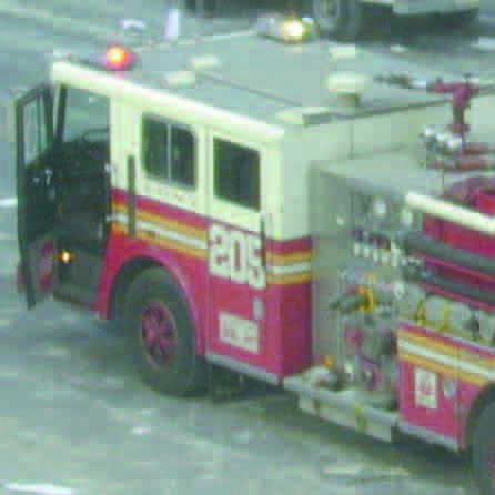 Sept11Archivist's tweet photo. Photos taken by Jim Lecce on 9/11 from an apartment at 110 Liberty Street, just south of the World Trade Center complex. https://t.co/DUtaSIzuQs