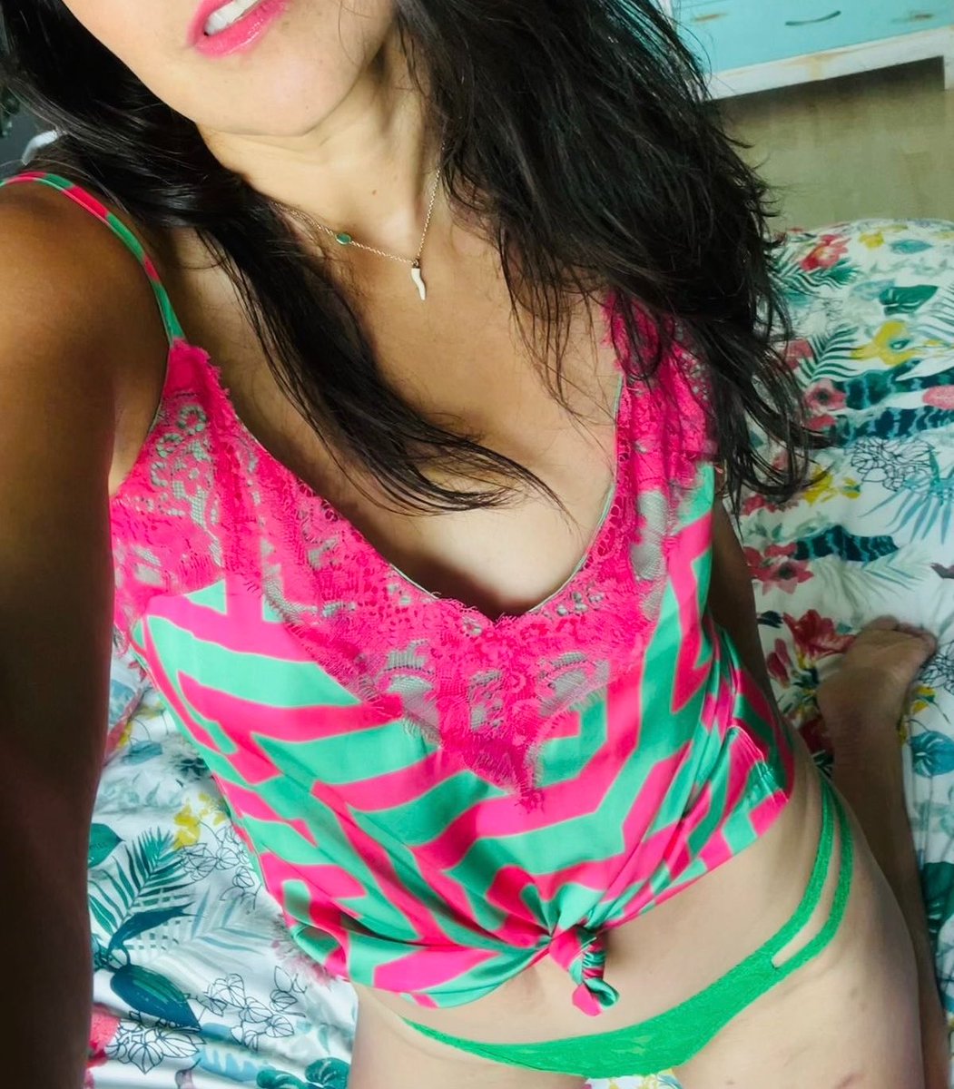 luna08leo's tweet photo. Estoy por abrir mi página OnlyFans 🩵 me seguirías ? 
#onlyfans #runninsexy #maturewoman #hot #hotwife #vixen #sharedwife https://t.co/uhKlPuqnFP