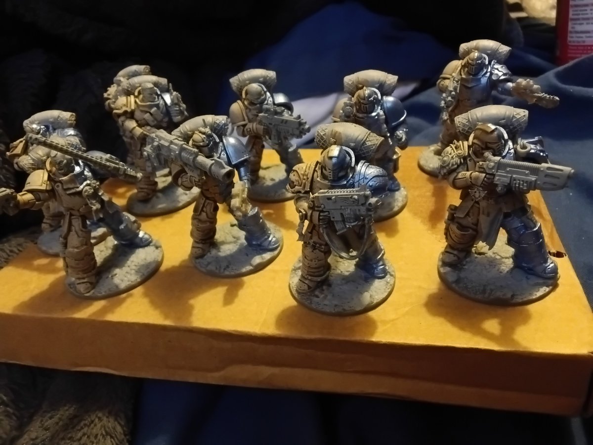GorbzVT's tweet photo. Basic beige done, started applying the blue. https://t.co/IF6bQOj9Wg