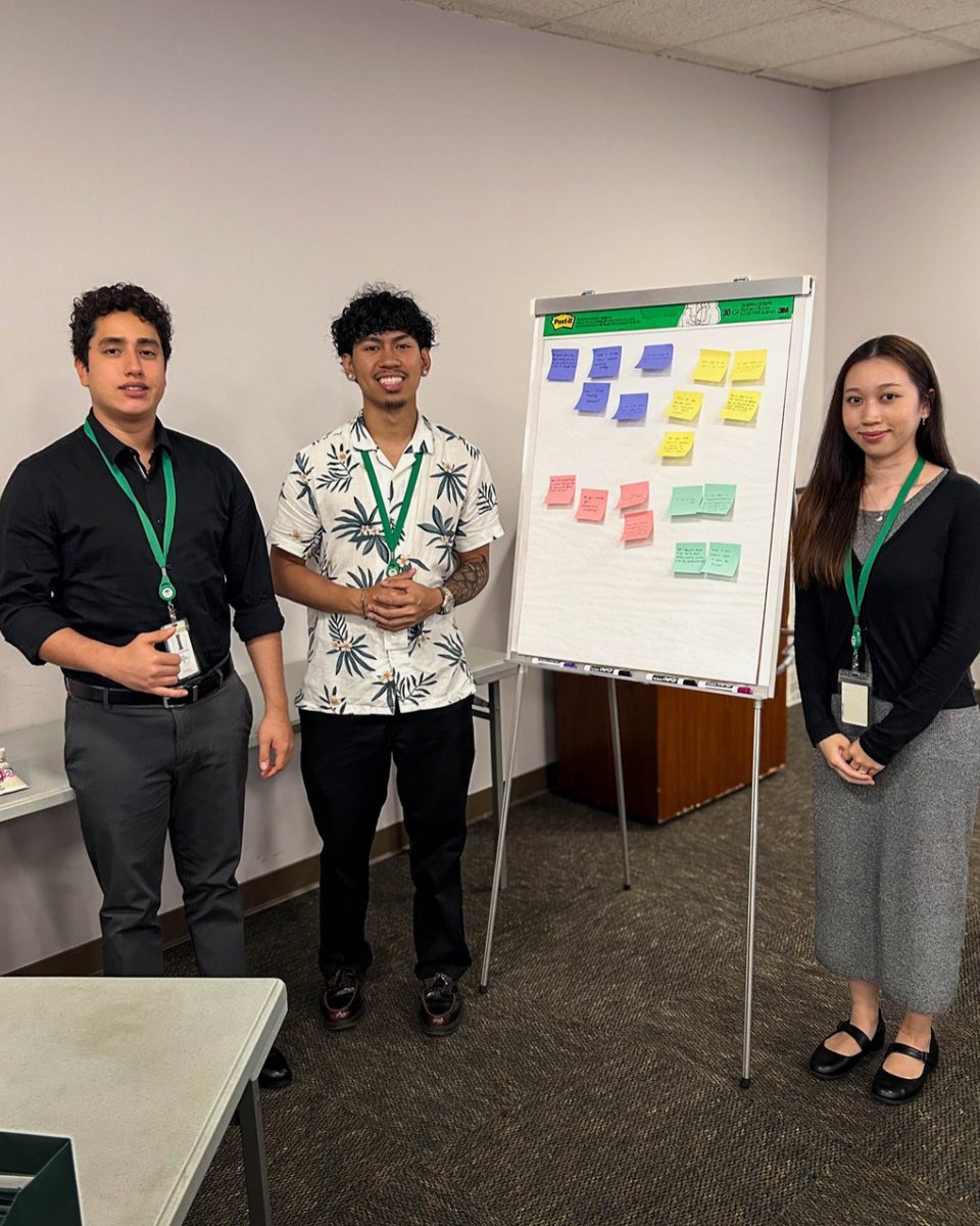 FirstInsHI's tweet photo. Our UH @ShidlerCollege interns recently met with our Marketing team during their department rotation. A Question Wall sparked thoughtful conversations and fresh insights into the next generation of customers, consumers, and professionals. #TeamFICOH https://t.co/opkhu6iNQw
