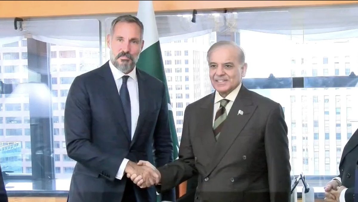 TheIsmaili's tweet photo. He also met with the Prime Minister of Pakistan, Muhammad Shehbaz Sharif; the US Ambassador to Türkiye and Special Presidential Envoy for Syria and Iraq, Tom Barrack; and the Under-Secretary-General for Humanitarian Affairs and Emergency Relief Coordinator, Tom Fletcher. https://t.co/JLVy13rx9W