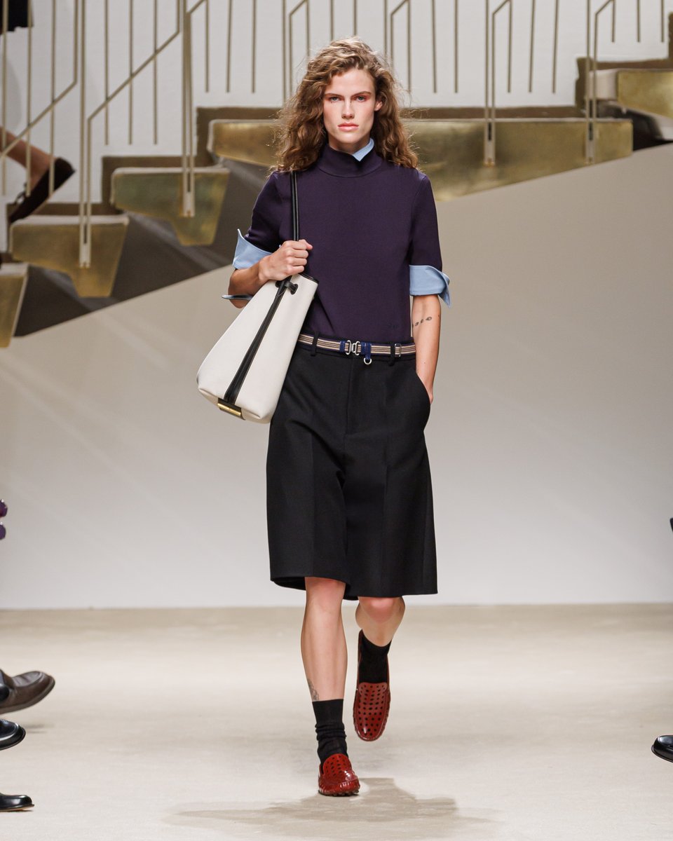 Tods's tweet photo. ITALIAN ATTITUDE
Among the looks from the Tod's Spring-Summer 2027 Women's Collection, the trench coat takes the scene alongside the Candy Bag, returning from the archives with a fresh, contemporary language.
Discover more at: https://t.co/XW2m13o3WM
Tod's Creative Director: Matteo Tamburini
#Tods #TodsSS27