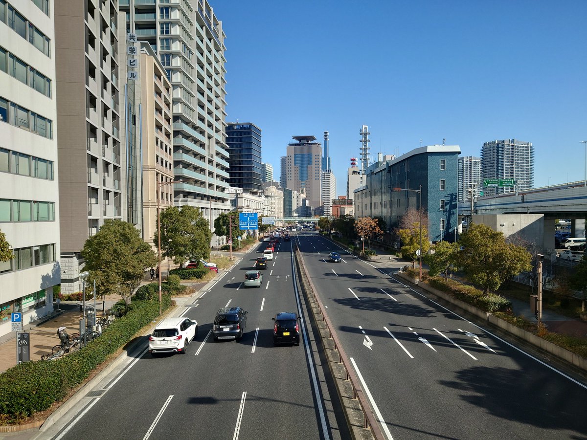 saiten1007's tweet photo. 国道2号線
湾岸通
阪神高速3号湾岸線 https://t.co/tdNVMdHWtZ