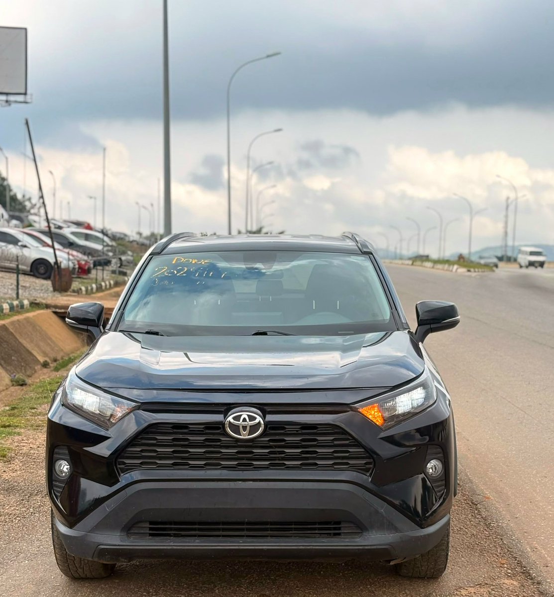 HSadiq35963's tweet photo. FOREIGN USED🇩🇪
 2019 TOYOTA RAV4🔥
 Accident Free
KEY ENTRY, SUPER PREMIUM CONDITION 
 With original custom duty 
🏷27m
08074917552
  📍Abuja Deal

NATIONWIDE DELIVERY ✈️

 Kindly Repost pls https://t.co/NZg6p5fhdw