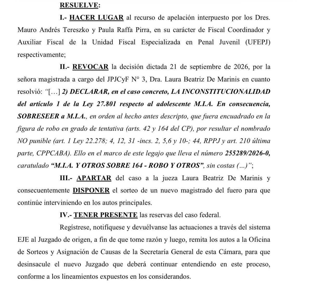 Vanepetrillo's tweet photo. Régimen Penal Juvenil: Ahora la Cámara de Casación y Apelaciones
en lo Penal, Penal Juvenil, Contravencional y de Faltas, integrada por los jueces Ignacio
Mahiques, Jorge Atilio Franza y Patricia Ana Larocca, revocó el fallo de la jueza De Marinis https://t.co/I9GGRXuq9G