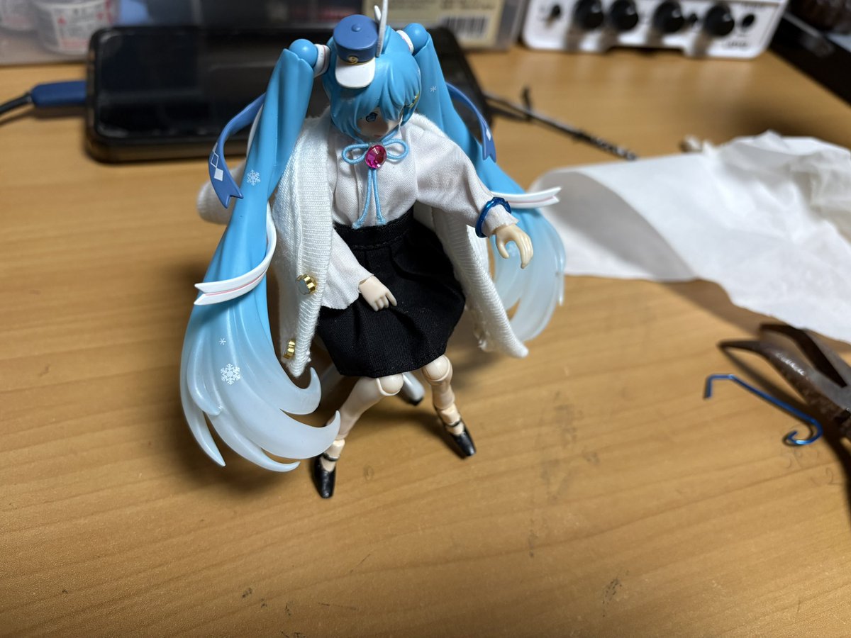 Hatsune01_love's tweet photo. コールの物を大事にする&お姉ちゃんっぽい集
理由↓
①腕輪
②その腕輪を片方無くす
③衣装替えても腕輪は渡さない
④膝枕
#figmaster https://t.co/uQ9eJiUiyi